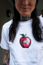 Apple (white)