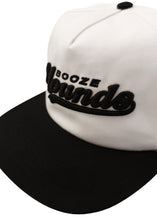 Hounds (b/w snapback)